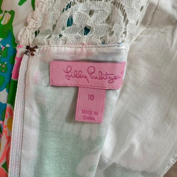 Lilly Pulitzer Raegan Hibiscus Stroll Print Lace Inset Fit & Flare Dress Size 10 - Picture 7 of 10